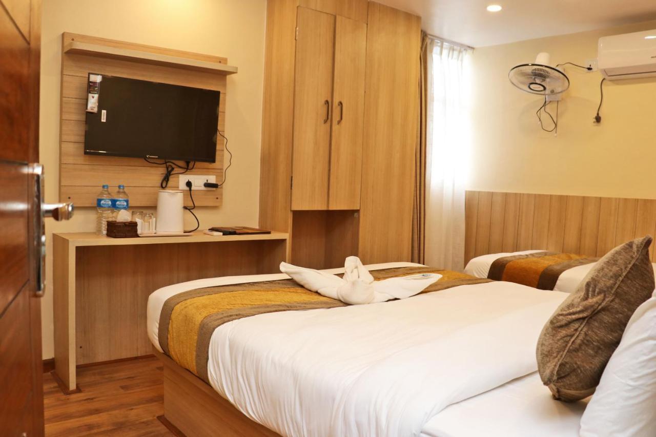Hotel Airport Gurkha Katmandu Zewnętrze zdjęcie