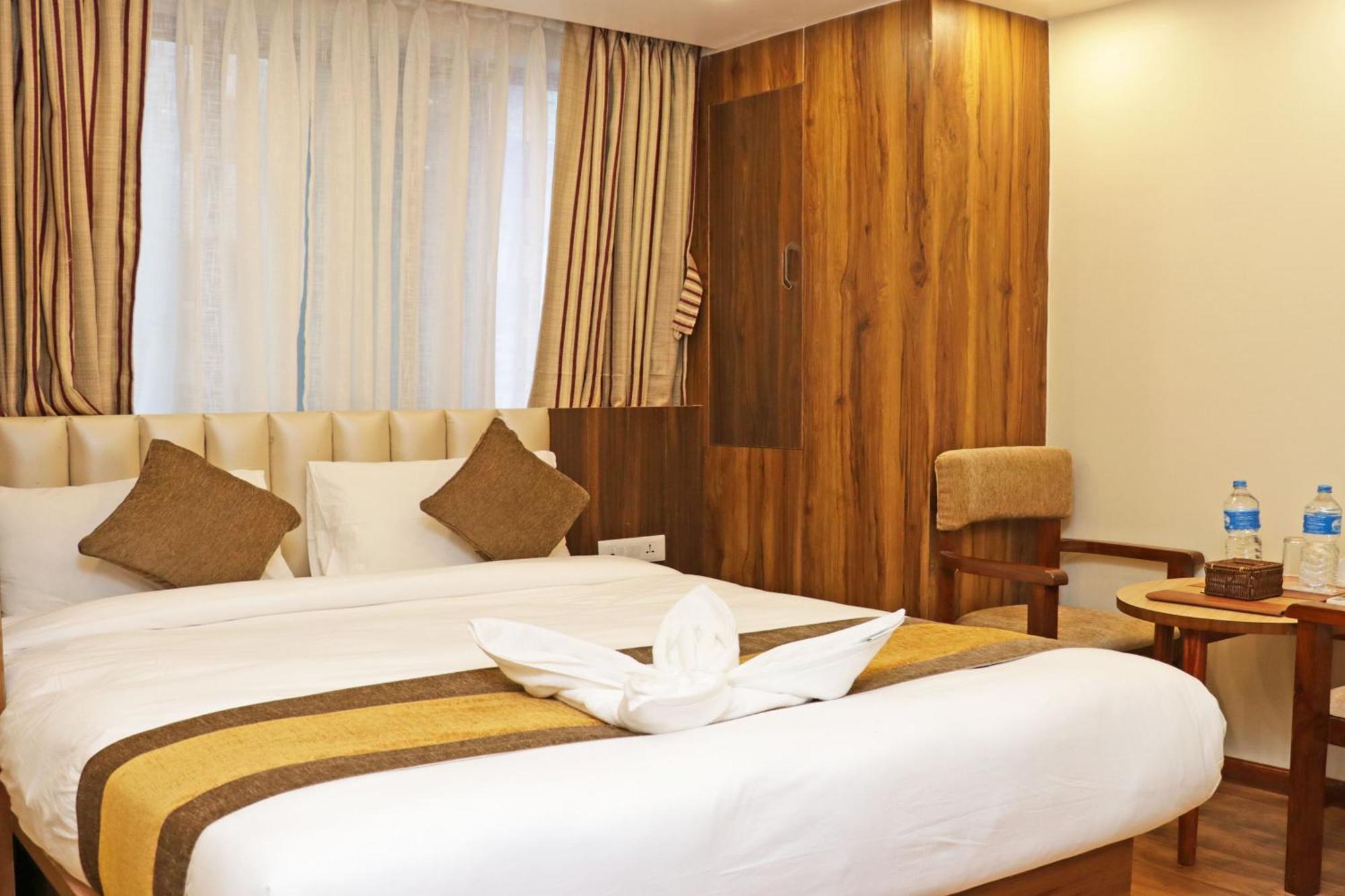 Hotel Airport Gurkha Katmandu Zewnętrze zdjęcie