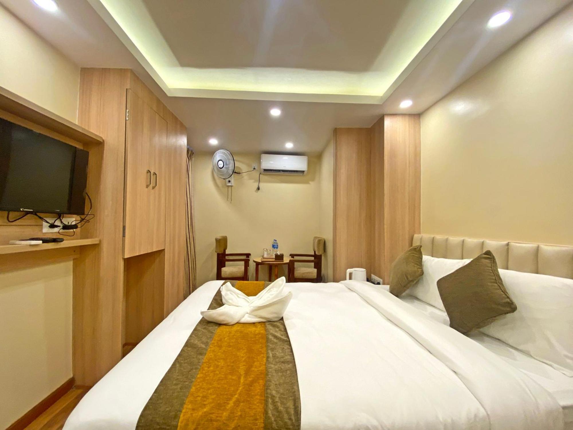 Hotel Airport Gurkha Katmandu Zewnętrze zdjęcie