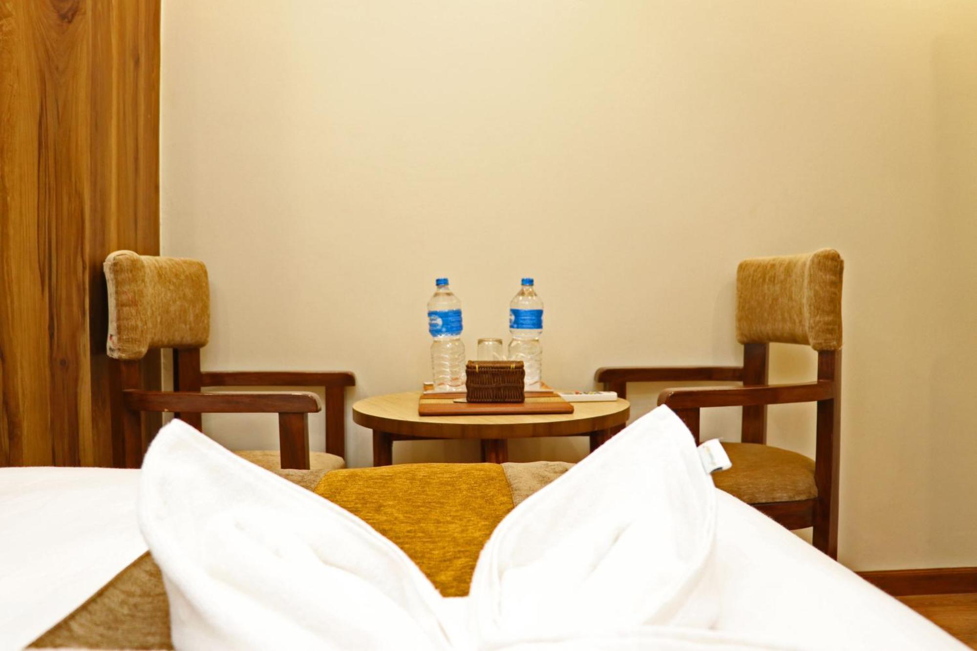 Hotel Airport Gurkha Katmandu Zewnętrze zdjęcie