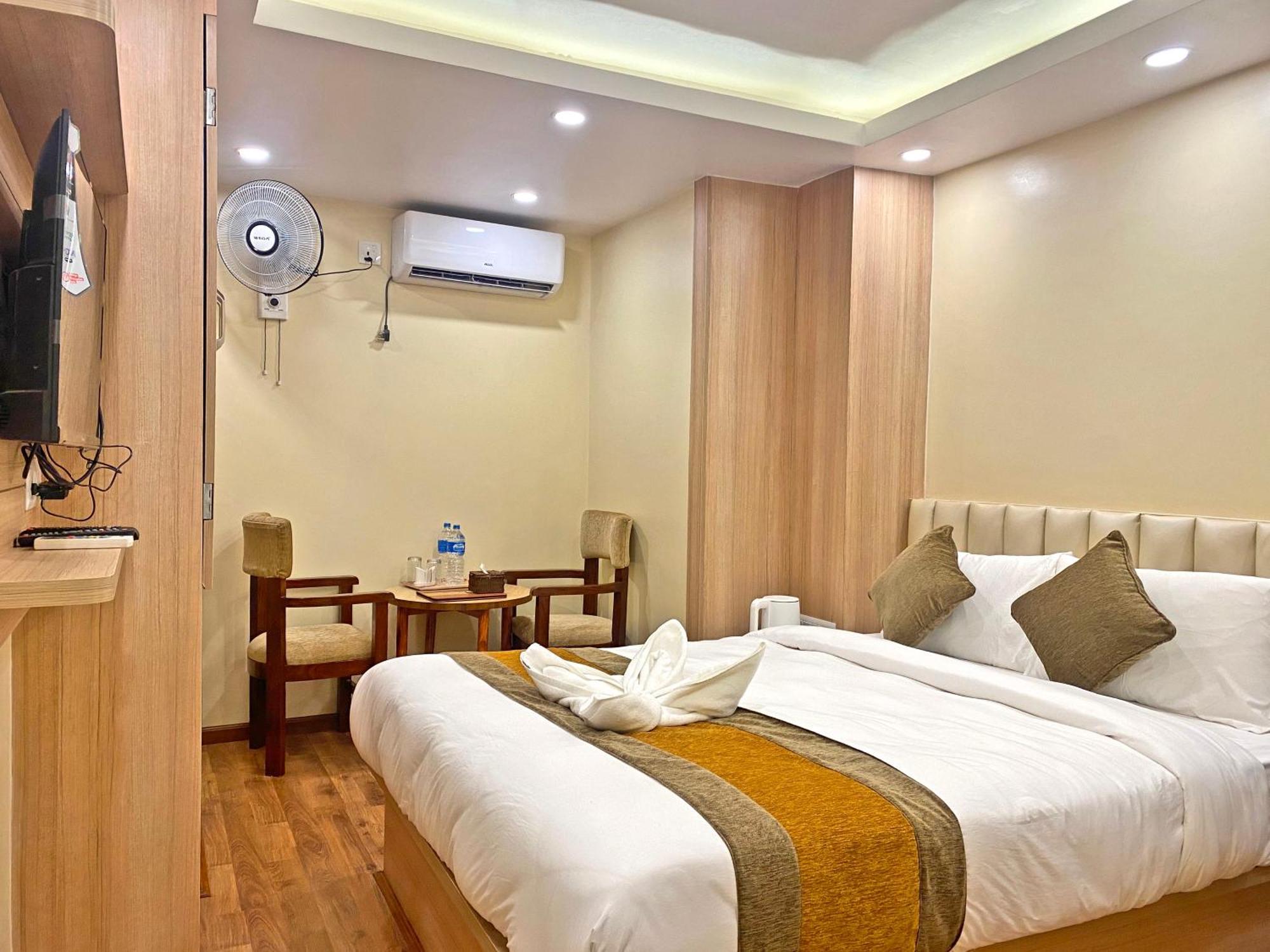 Hotel Airport Gurkha Katmandu Zewnętrze zdjęcie