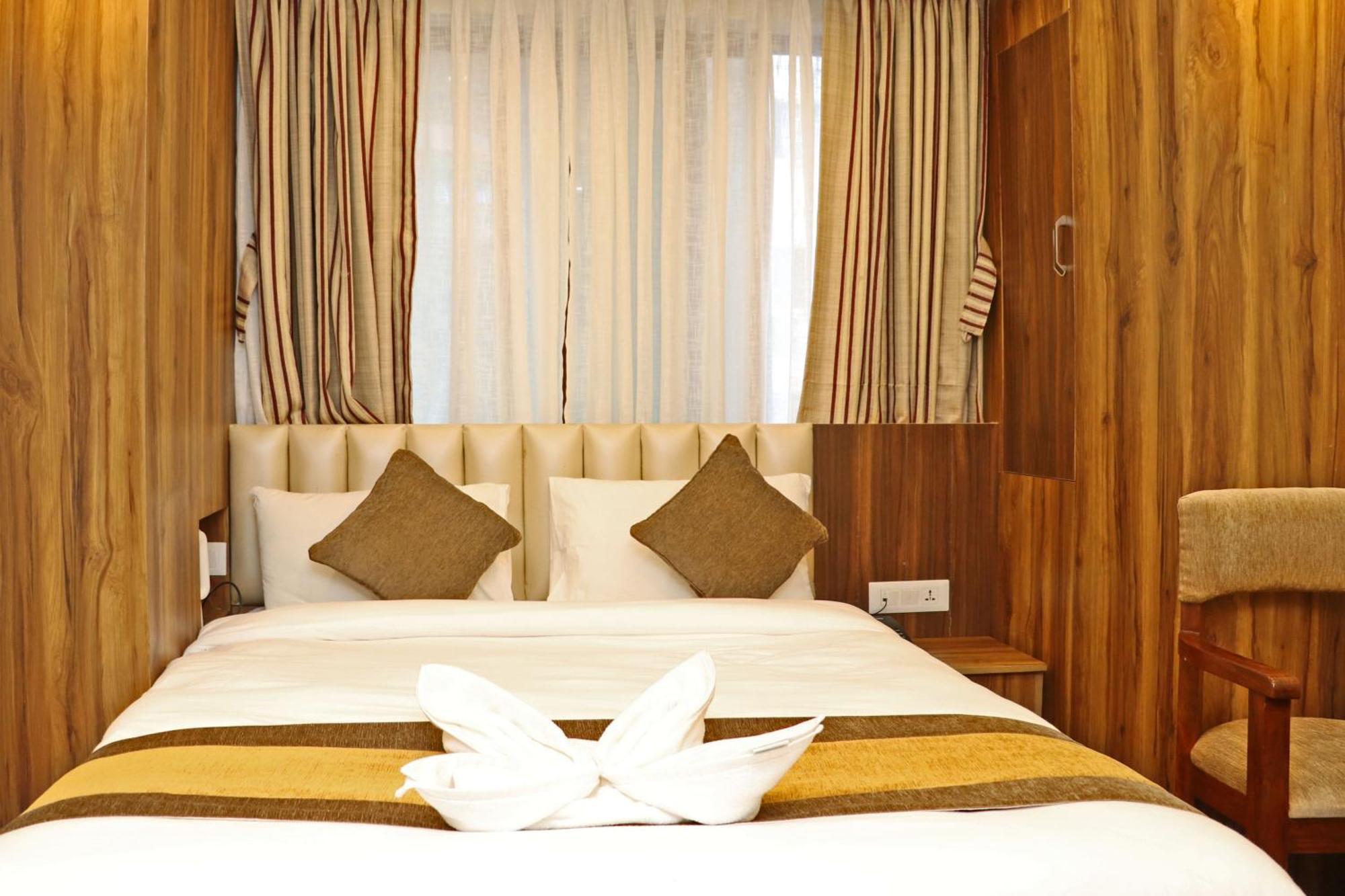 Hotel Airport Gurkha Katmandu Zewnętrze zdjęcie